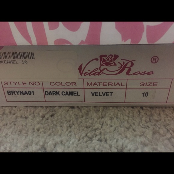 Wild Rose Velvet Knee High Boots - Picture 4 of 7