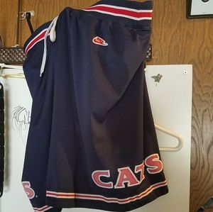 NIKE U OF ARIZONA BBALL SHORTS