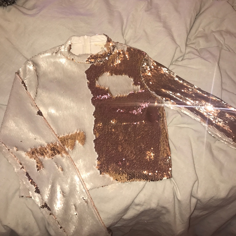 Long sleeve crop top