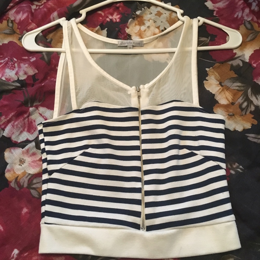 Crop top