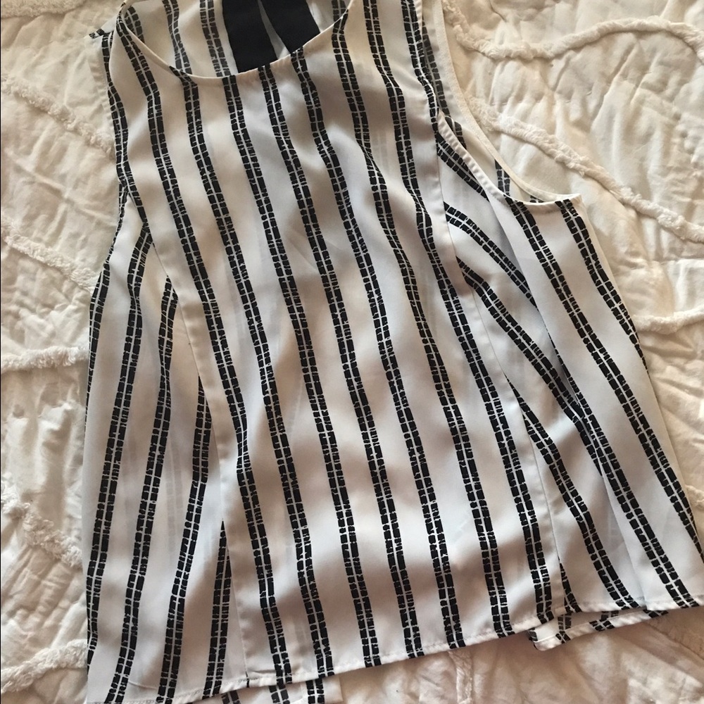 White and black tank