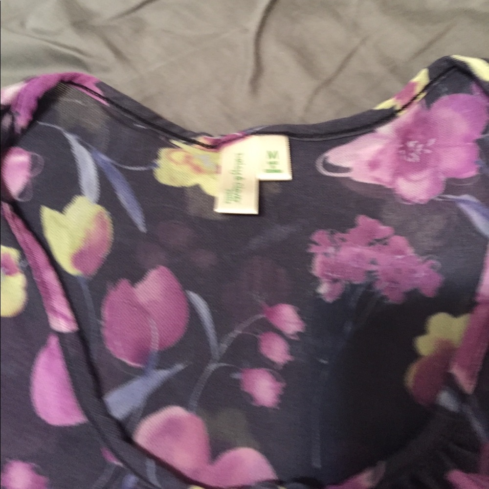 LAST DAY ‼️floral pattern top - Picture 2 of 3