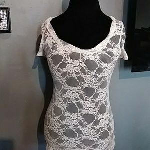 CHARLOTTE RUSSE lace s/s top