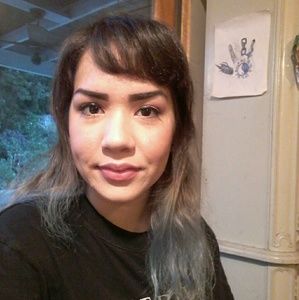 Meet your Posher, Violet