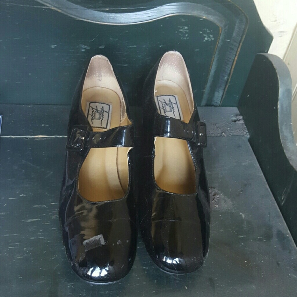 Black vintage Heels