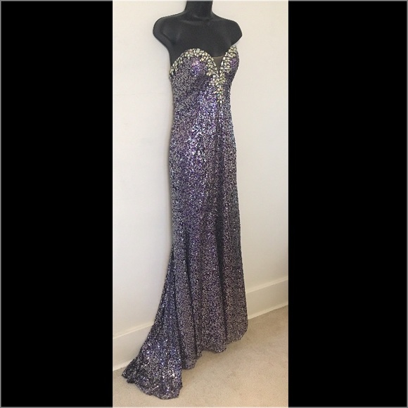 💥SALE 💥Sequin Dress~Formal~All Breads💥💥💥💥💥 - Picture 2 of 8