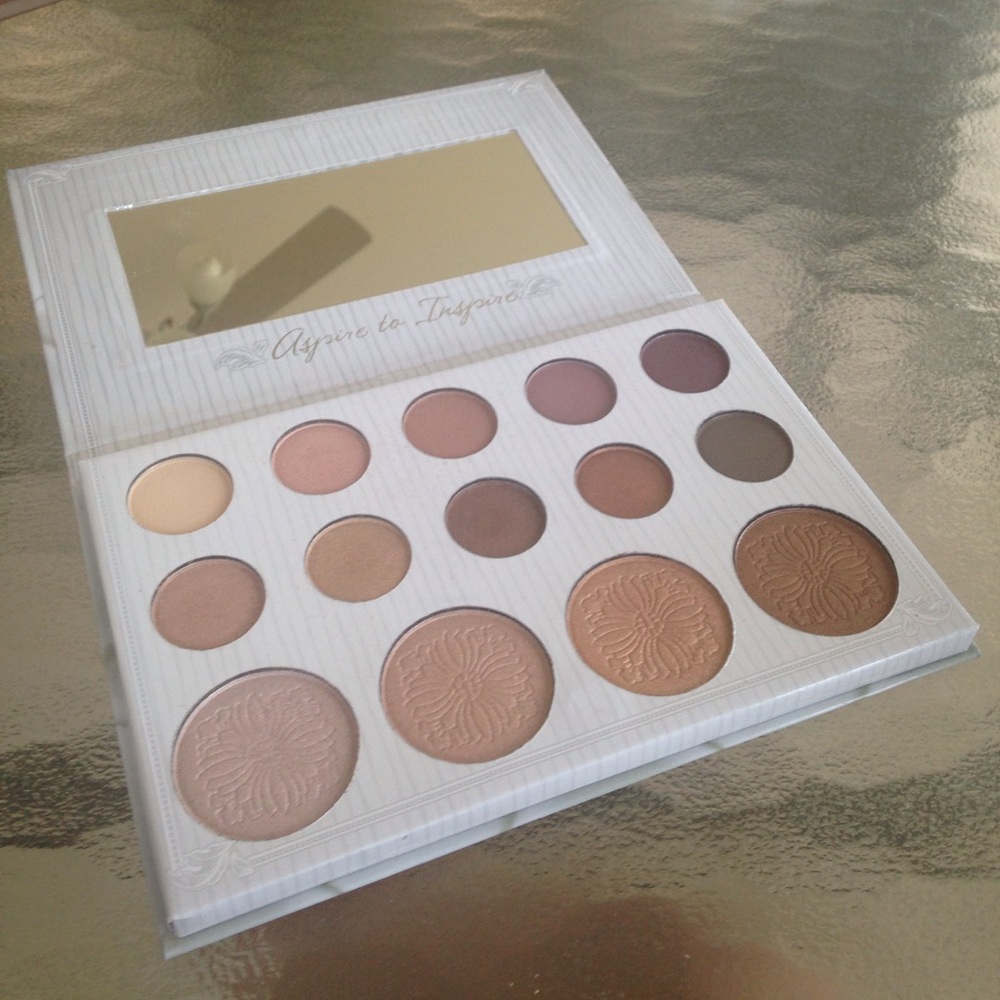 Carli Bybel Palette