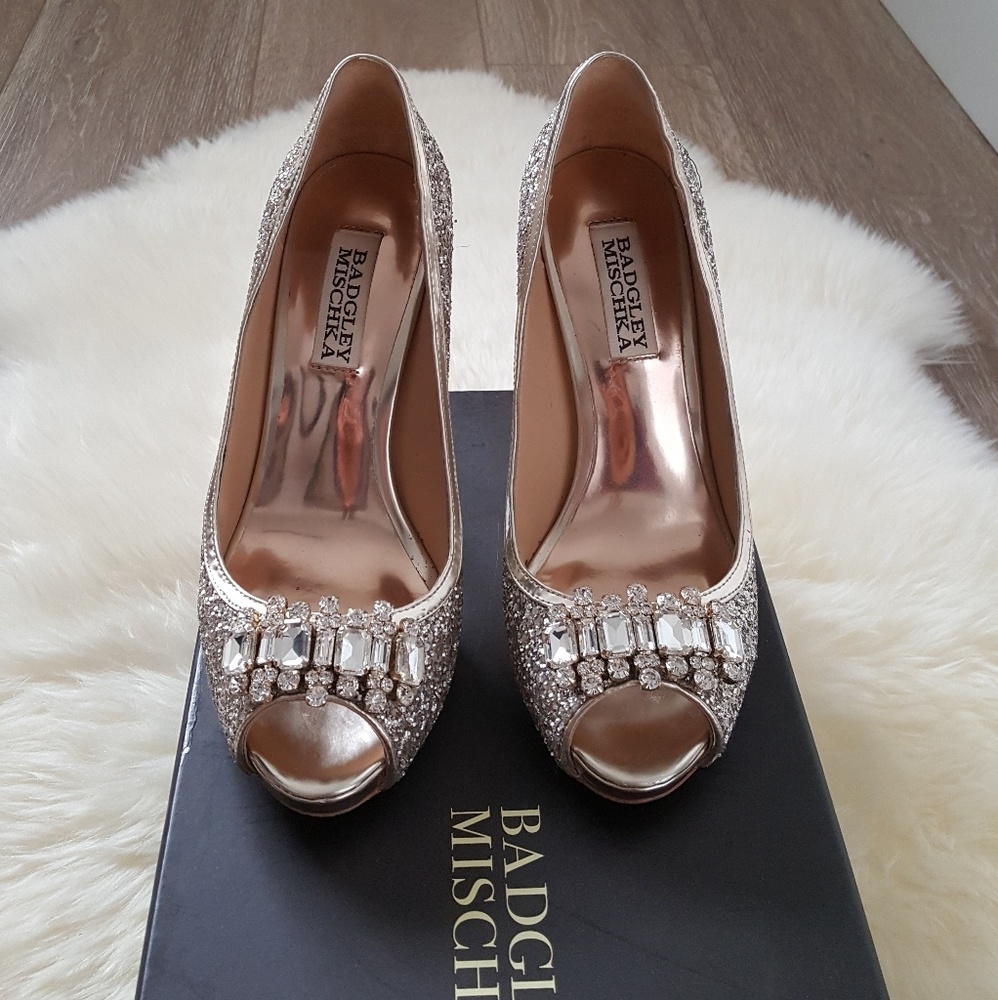 Badgley Mischka Alter II peep toe pumps