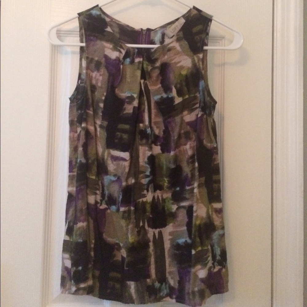 Adorable Loft Sleeveless Blouse