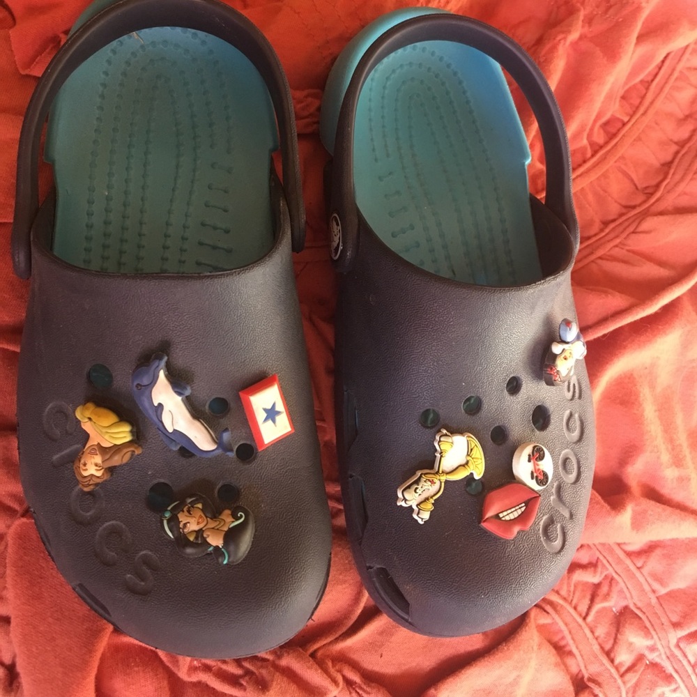 Kids blue CROCS W/Charms!