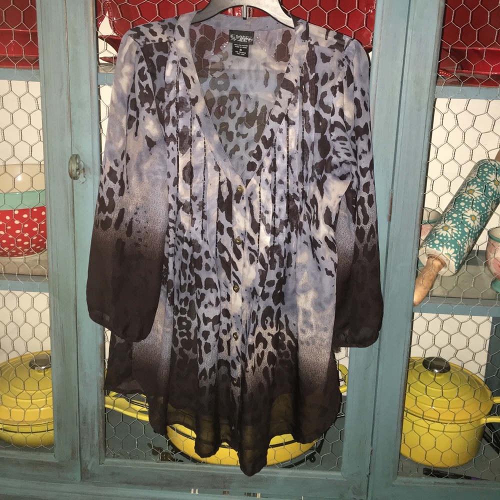 adorable top from the Buckle