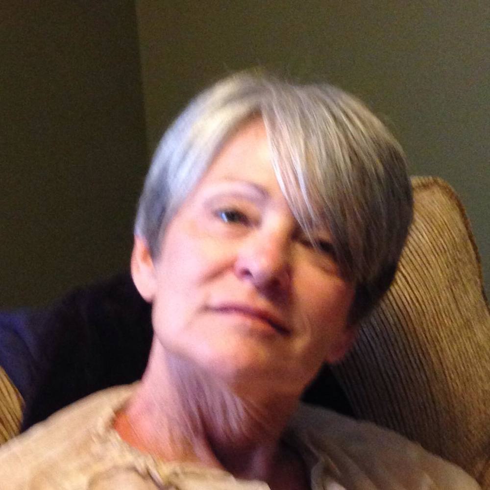 Meet your Posher, Dana