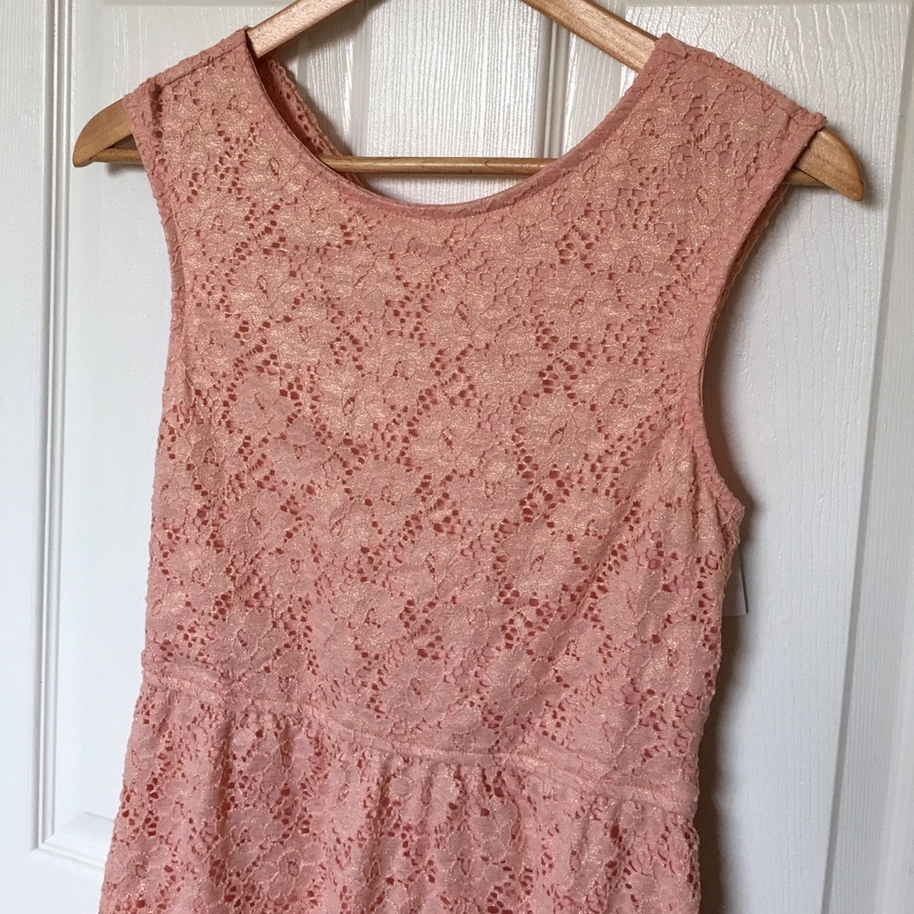 ROMEO & JULIET COUTURE Pink Lace Dress