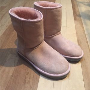Ugg classic short boots