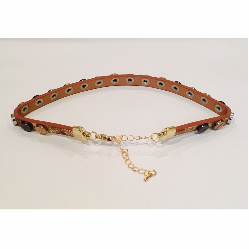 🎉HP🎉Glam Edgy Gold Mixed Metal Nail Head Choker - Picture 3 of 8