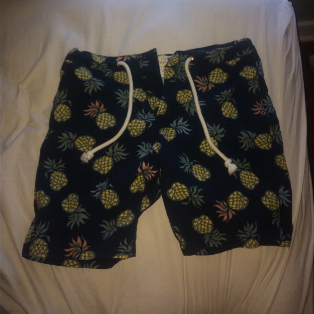 L.O.G.G. Pinneaple pattern shorts