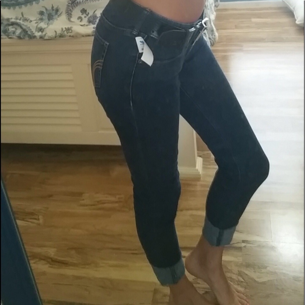Hollister Capris