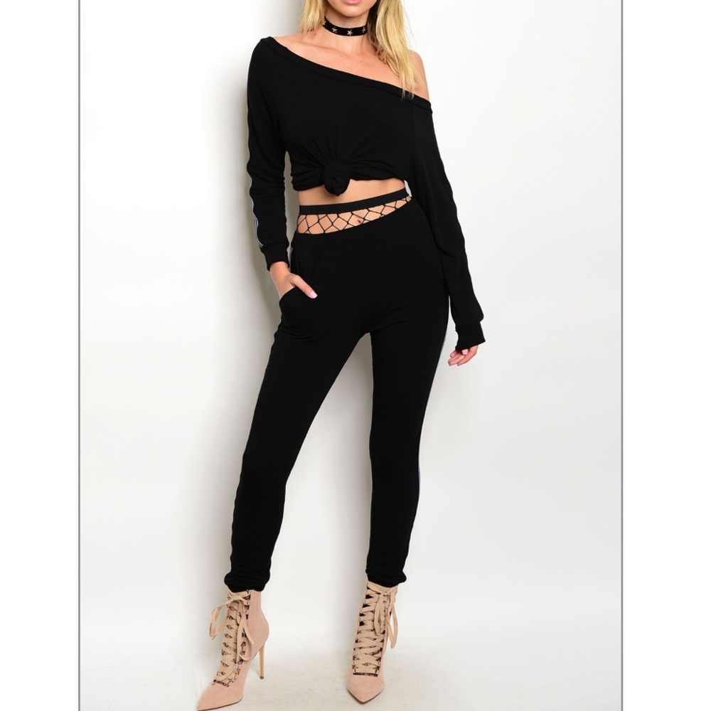 Black with stripe 2 piece set