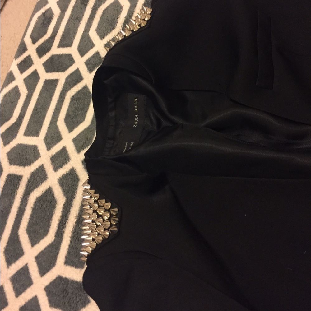 Zara shoulder stud blazer (Ara Blazer)