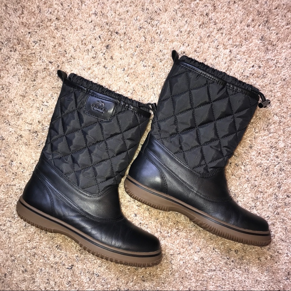 NWOT COACH Samara snow boots size 8