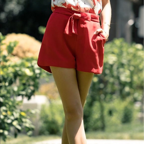 J.O.A tied waist shorts - Picture 1 of 4