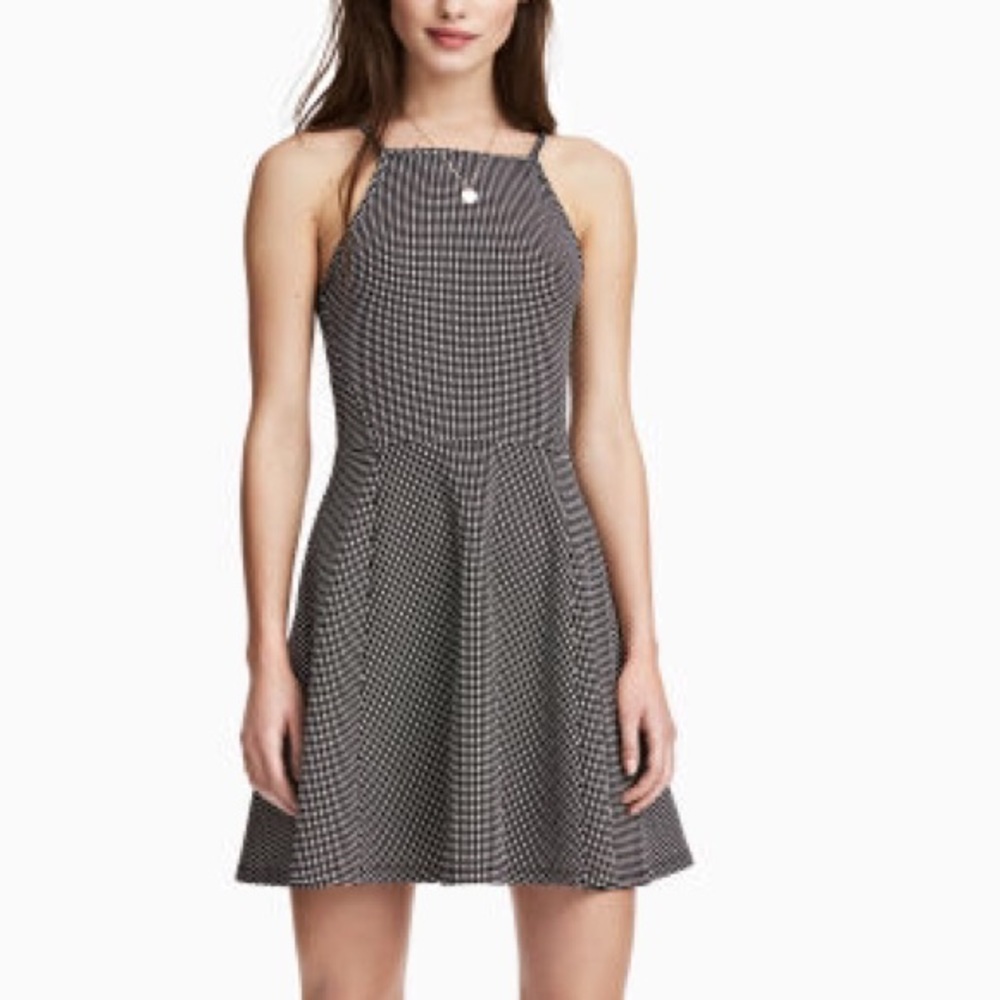H&M Textured Jersey Girl Dress