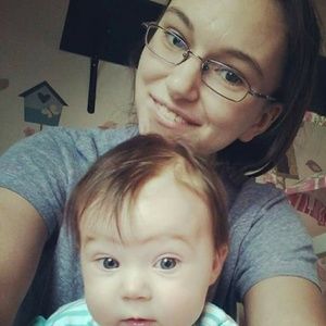 Meet your Posher, Lydia