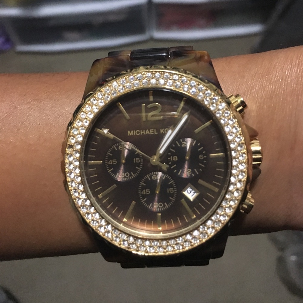 Michael Kors watch ⏱