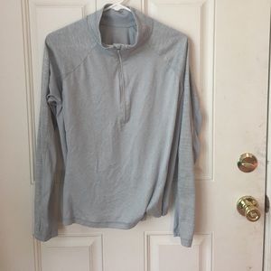 Danskin silver quarter zip large thumb hole