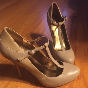 Guess heels 7.5