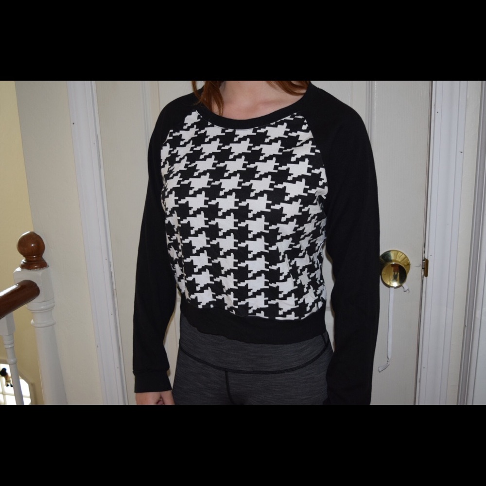 B&W Crop Top Sweater