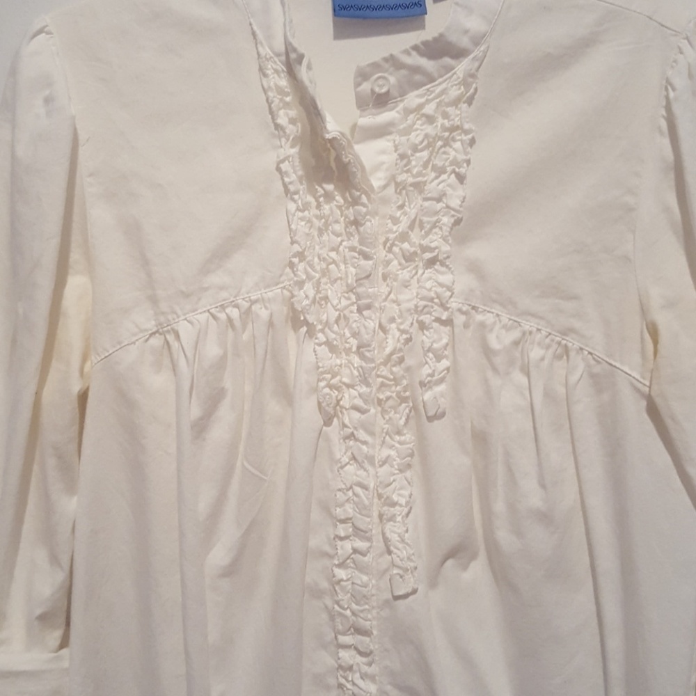 Long Sleeve Button down - Picture 3 of 4