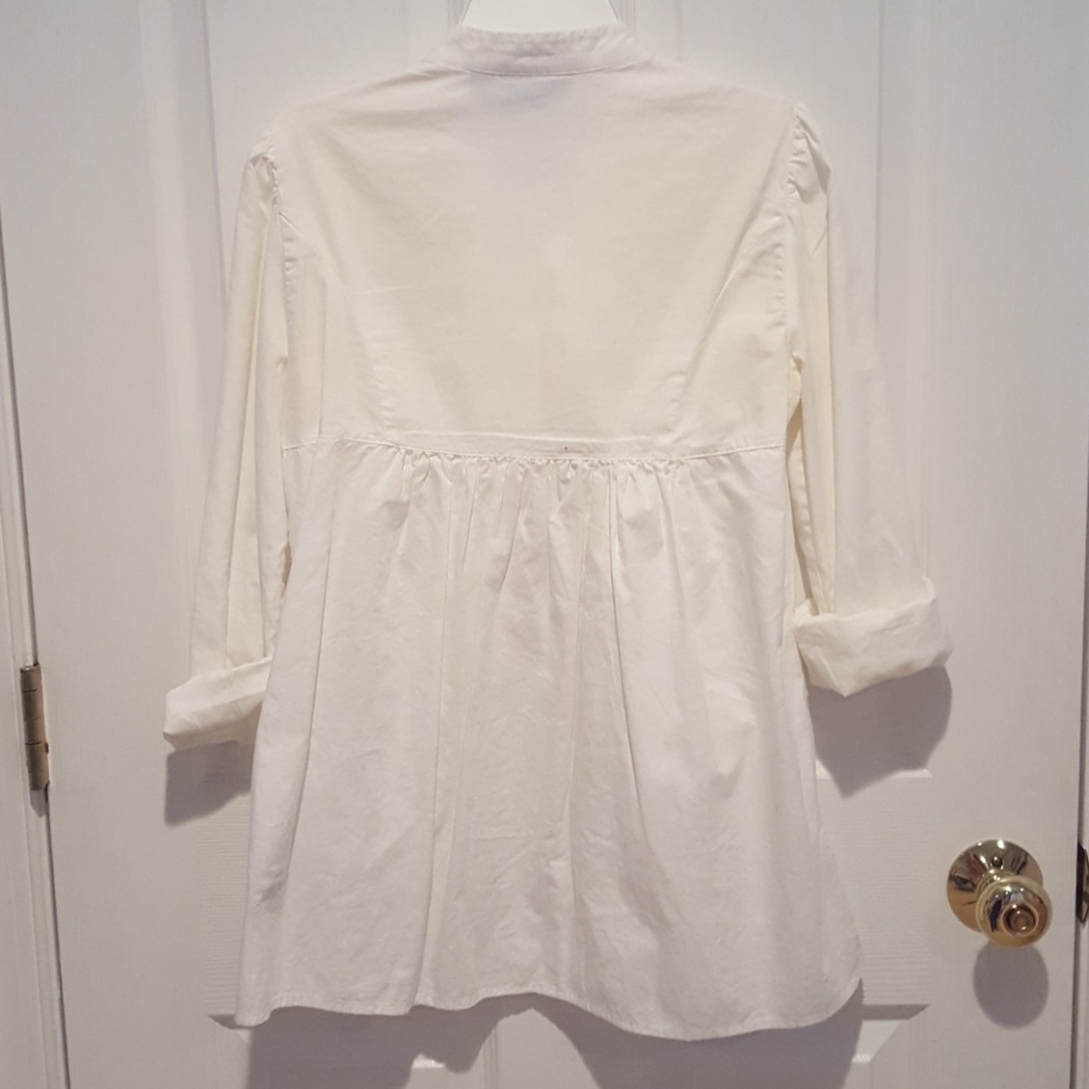 Long Sleeve Button down - Picture 4 of 4