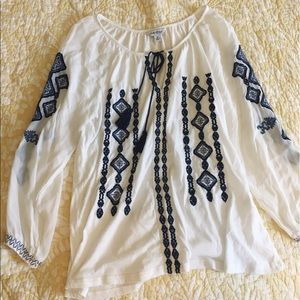 • lucky brand top •