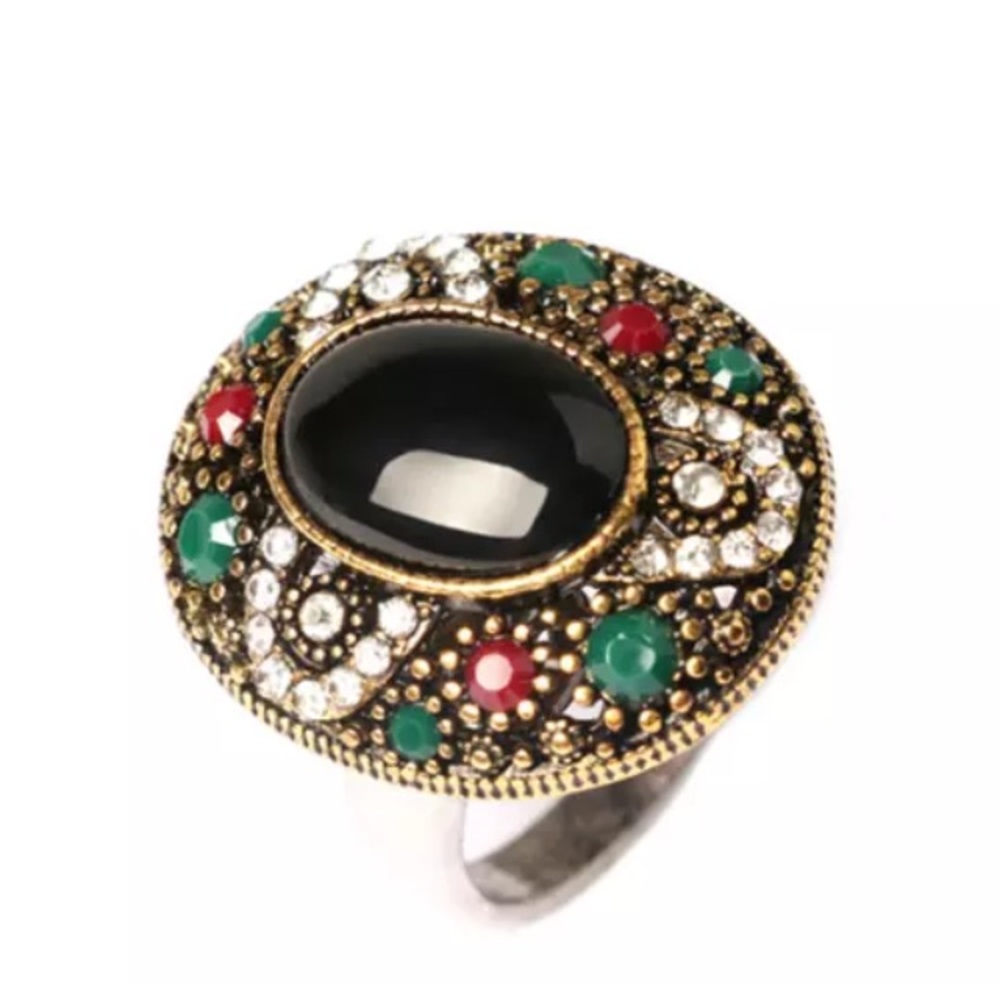 🌼5 for $25🌼 Cocktail Ring size 10