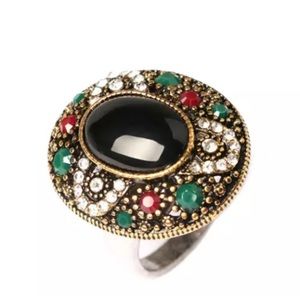 🌼5 for $25🌼 Cocktail Ring size 10