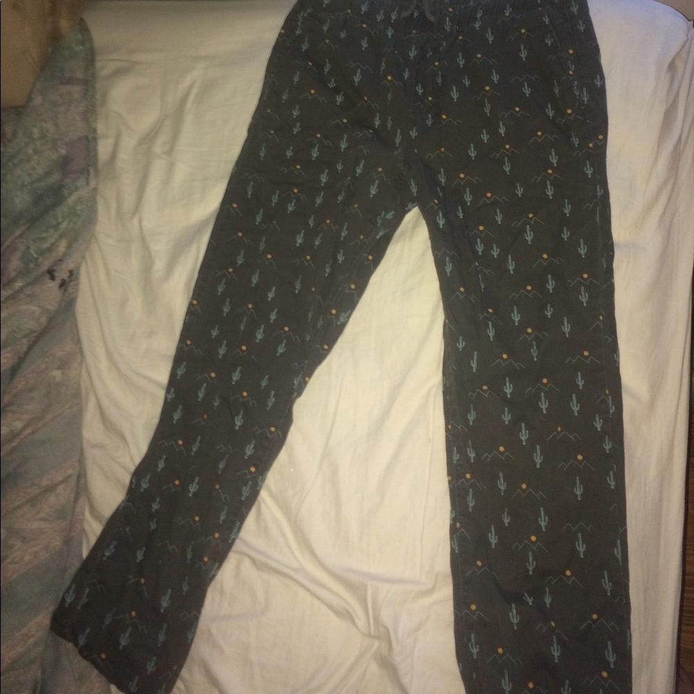 21men jogger size 34 dark blue w/cactus pattern