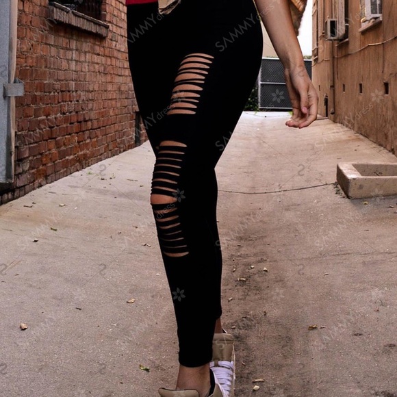 Black Distressed Leggings🖤 - Picture 2 of 7