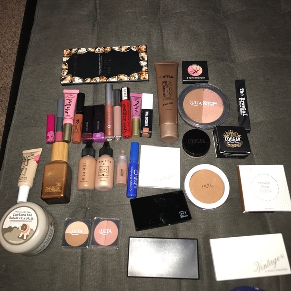 Makeup lot
