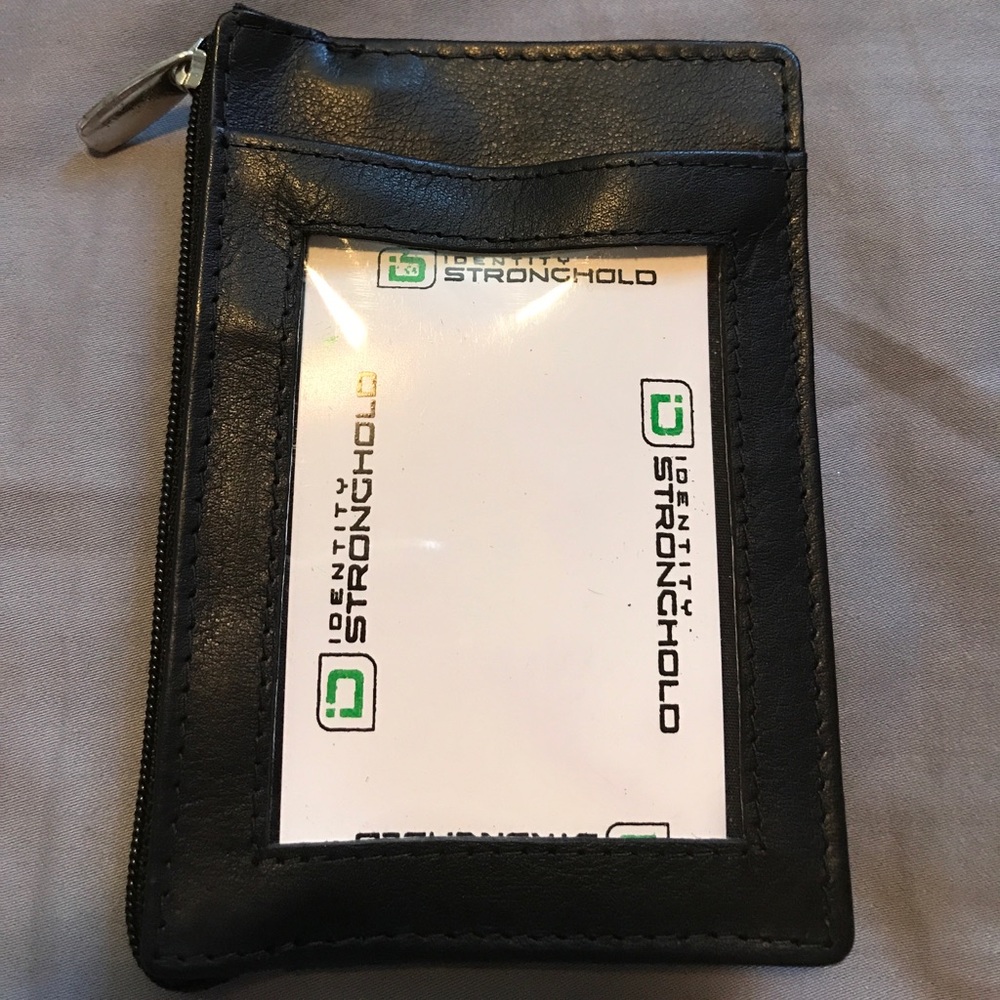 Identity Stronghold Wallet - Picture 2 of 6