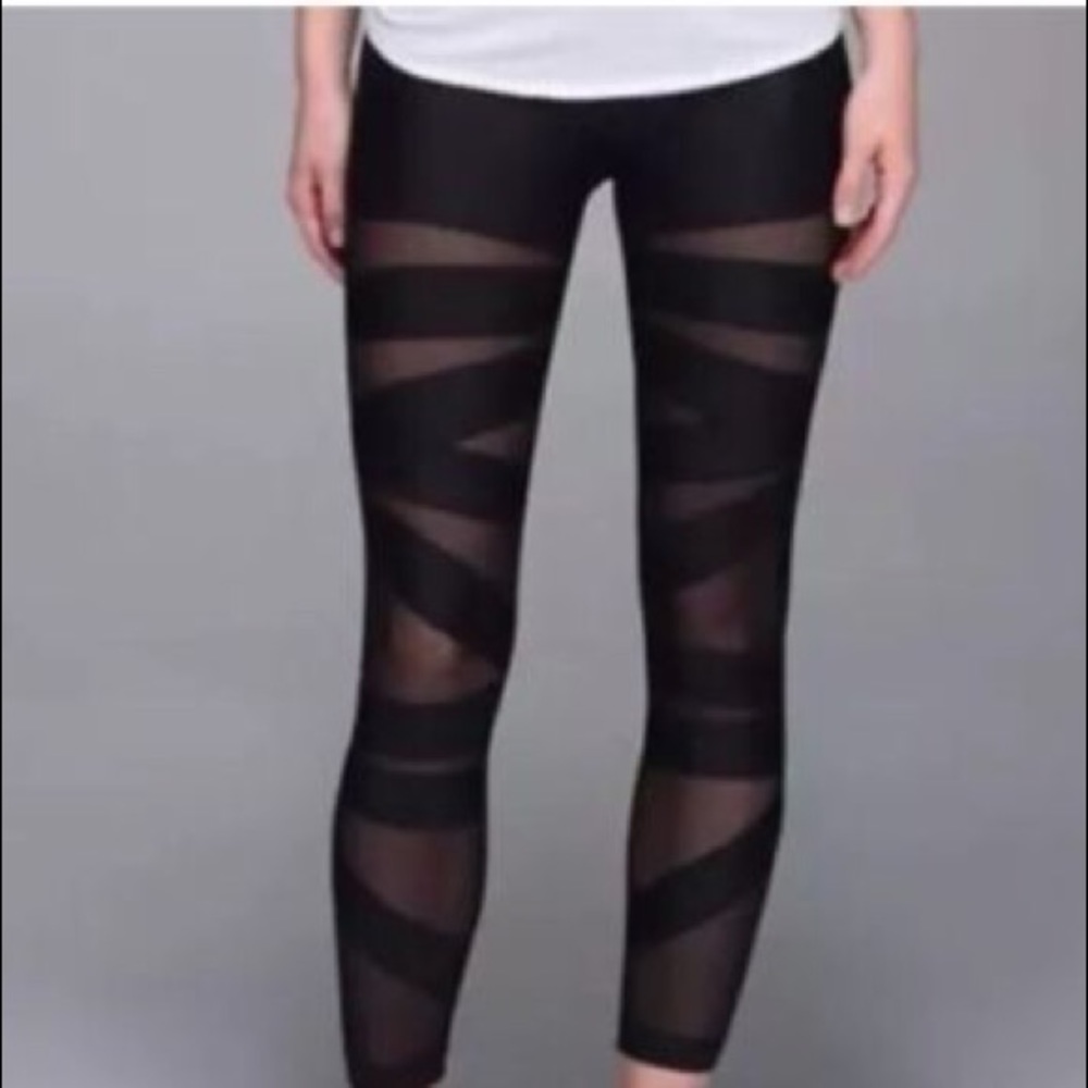 ❗️WKND SALE❗️LAST ONE❗️Mesh Cut Out Leggings - Picture 6 of 6