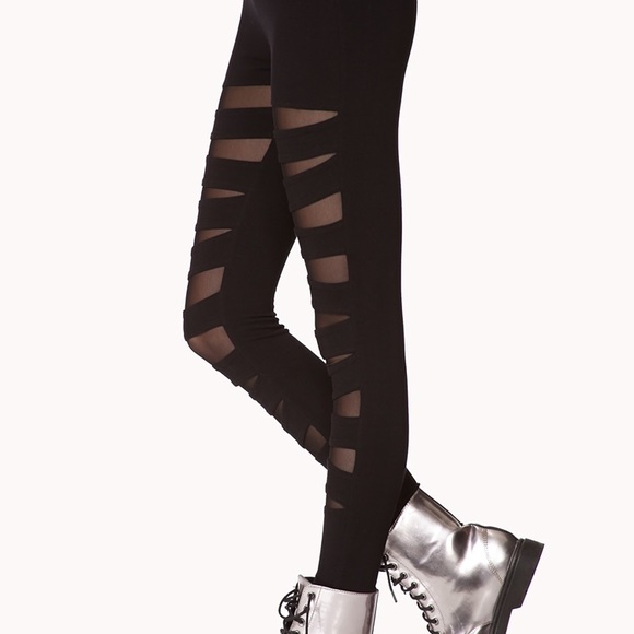 ❗️WKND SALE❗️LAST ONE❗️Mesh Cut Out Leggings - Picture 5 of 6