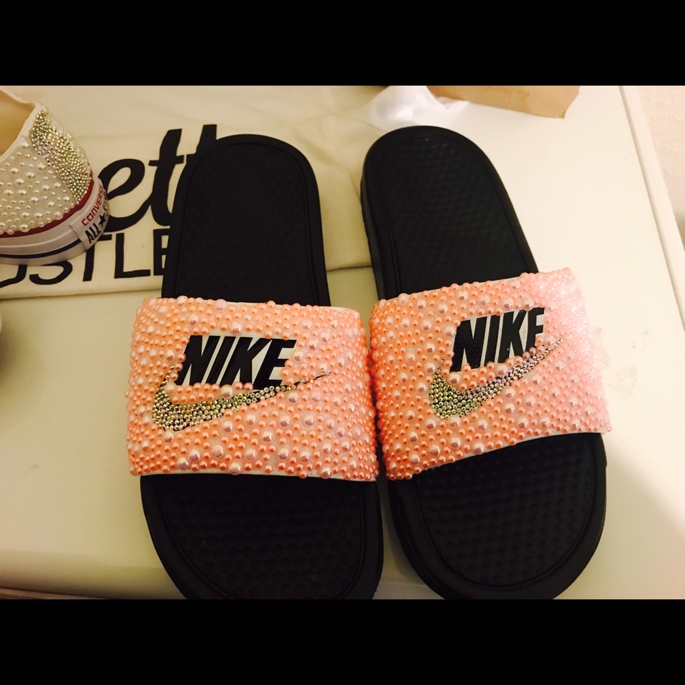 Nike slippers