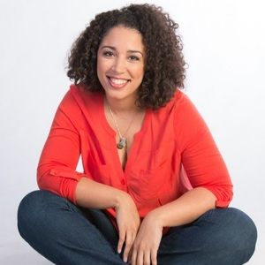 Meet your Posher, Xavia
