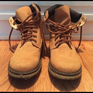 Steve Madden Timberland Boots