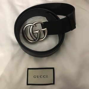 Gucci Leather Black belt with GG buckle - Size 90