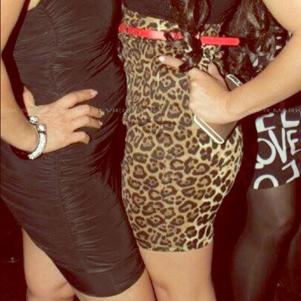 Cheetah print pencil skirt