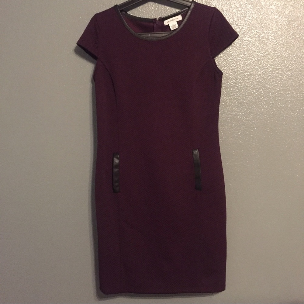 Liz Claiborne Cap Sleeve Pocket Dress