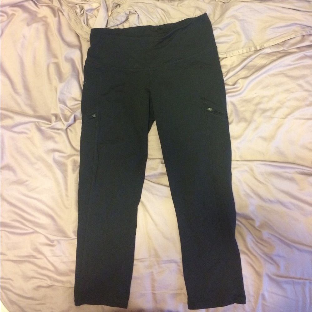 Athleta crop leggings