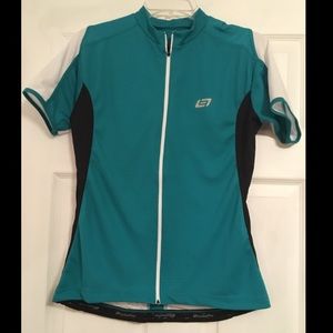 Bike/athletic short sleeve shirt